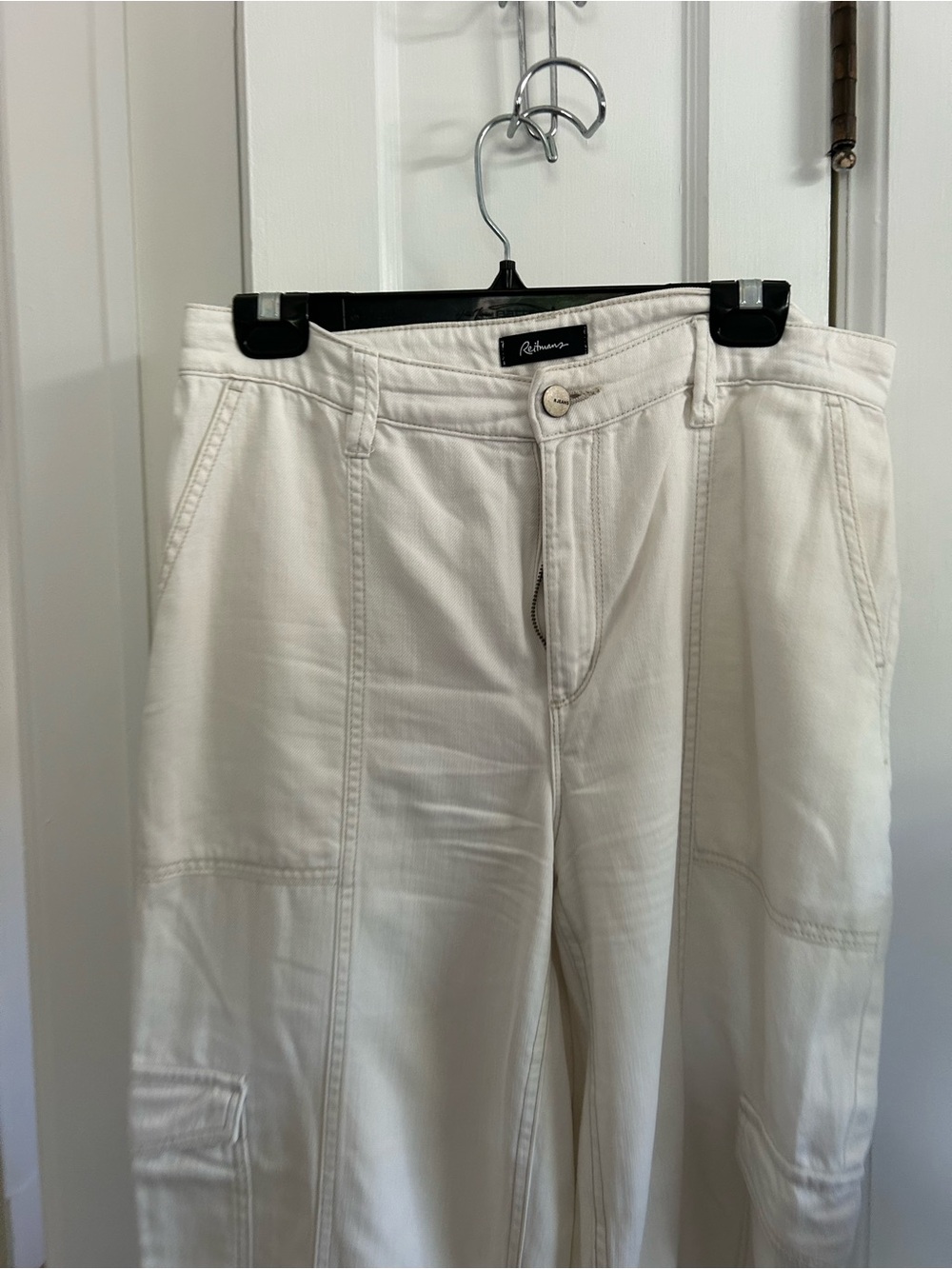 Reitmans Cream Wide Leg Cargo Pants